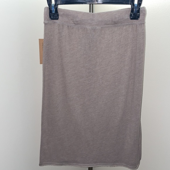 BrandNew-RootsSkirt - Picture 4 of 7